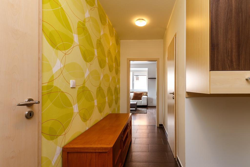 Modern Apartment With 2 Bedrooms Karlovy Vary Eksteriør bilde